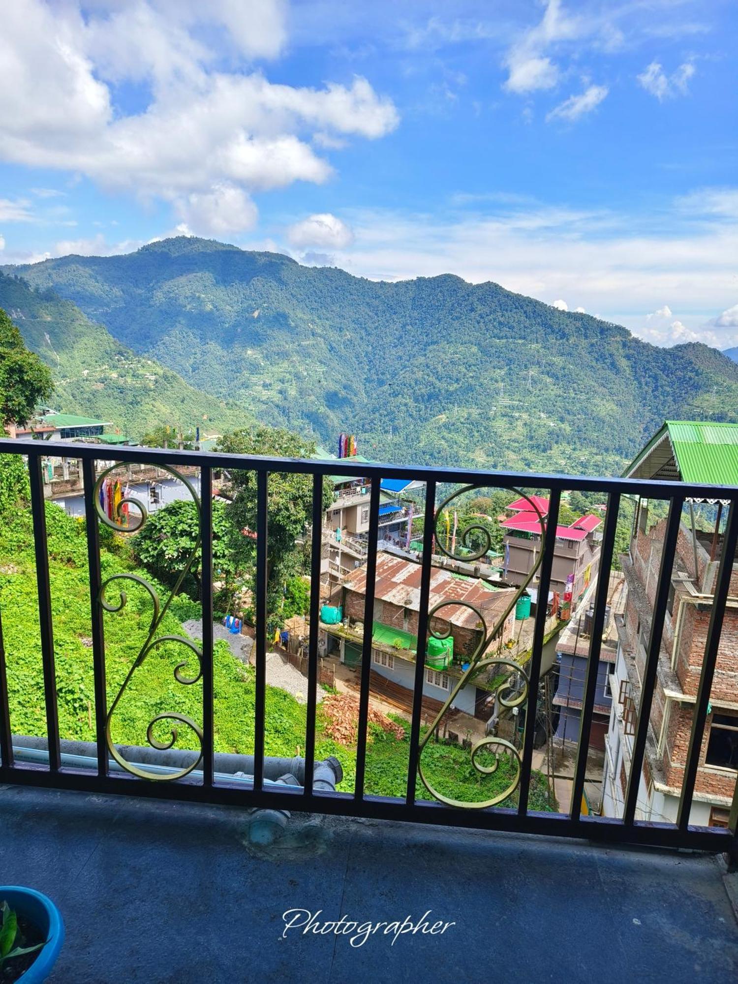 Sharthi Homestay And Lodging Namchi Eksteriør billede